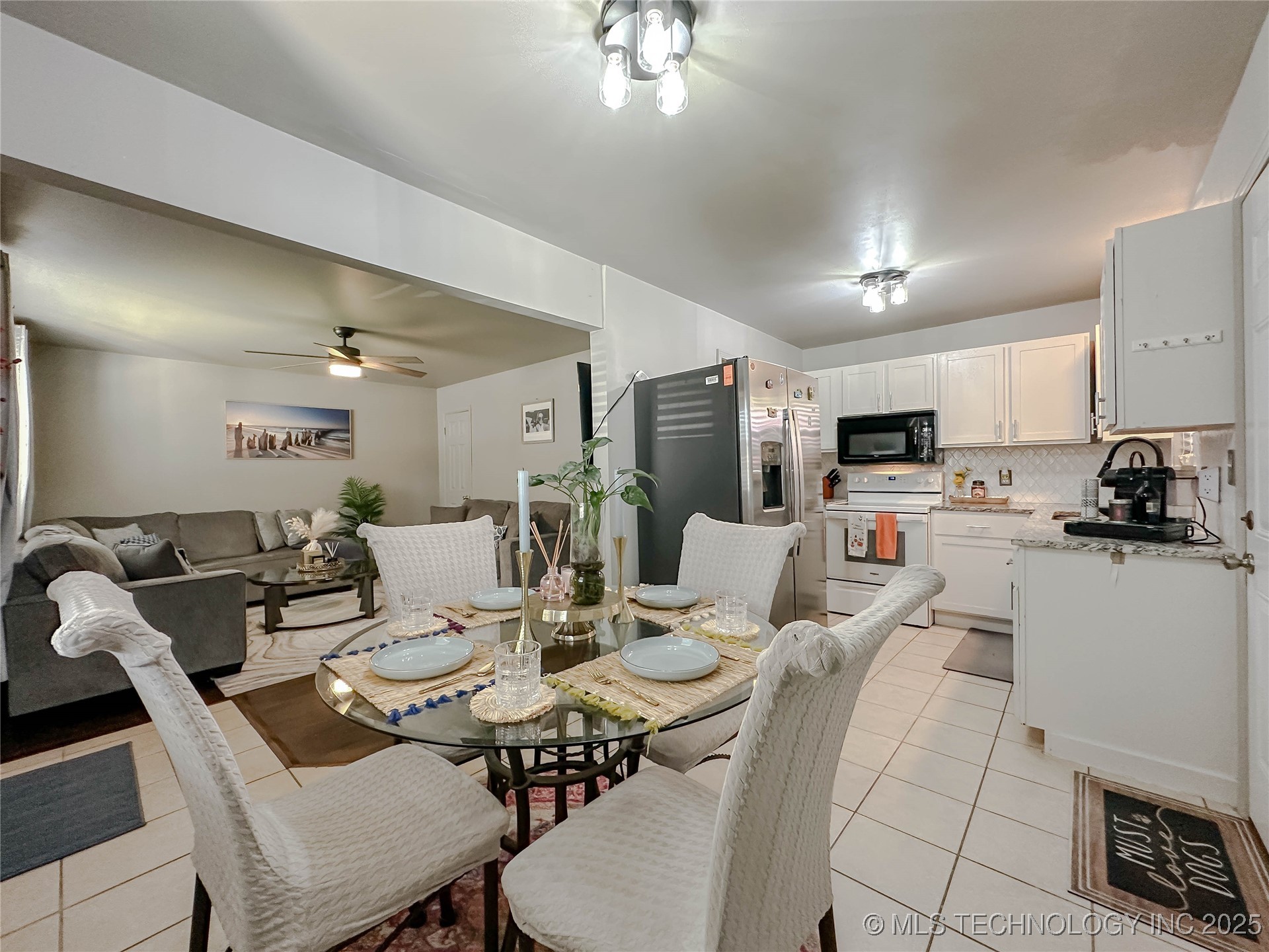 308 N Beaumont Street Property Photo 10