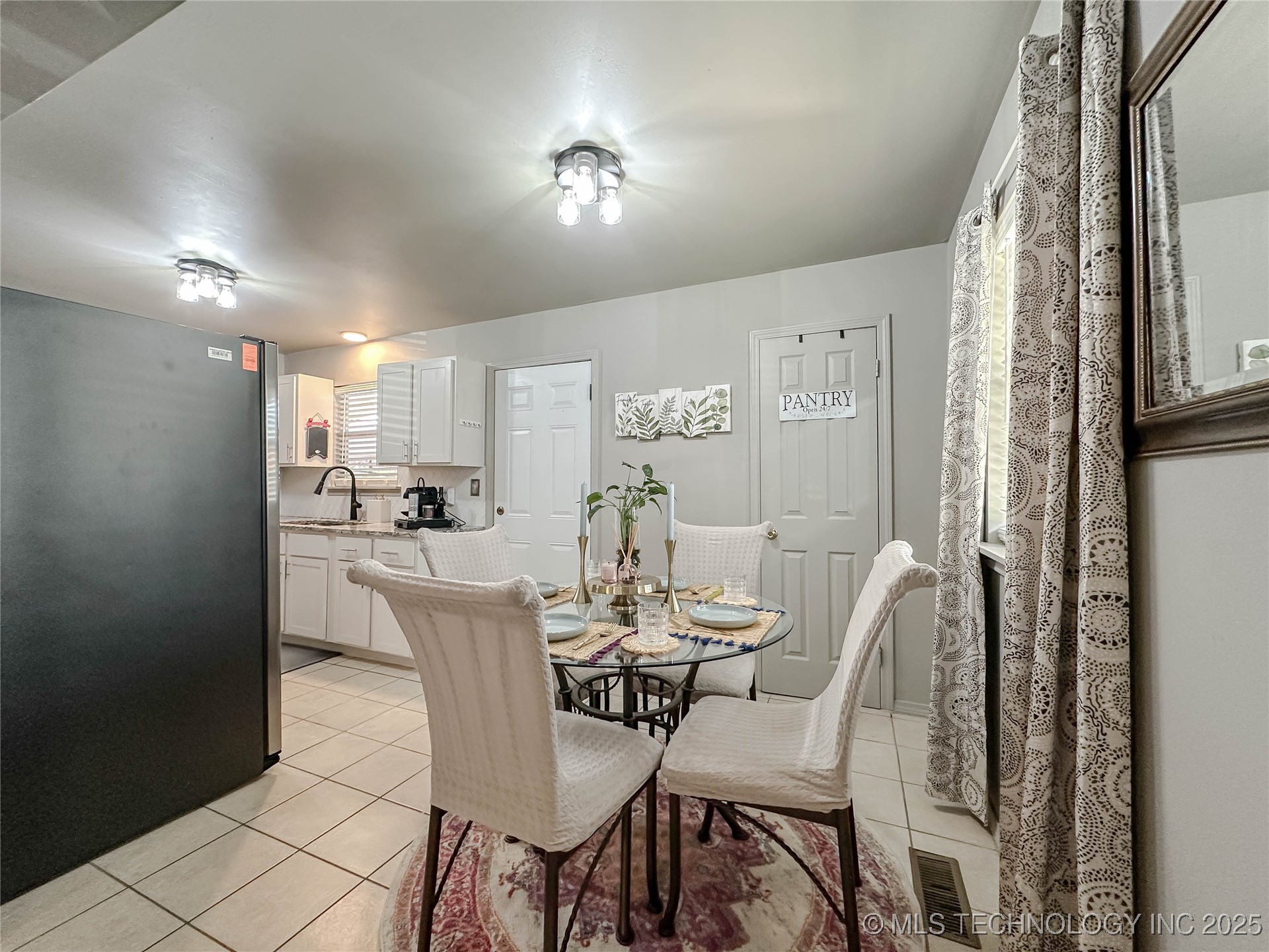 308 N Beaumont Street Property Photo 19