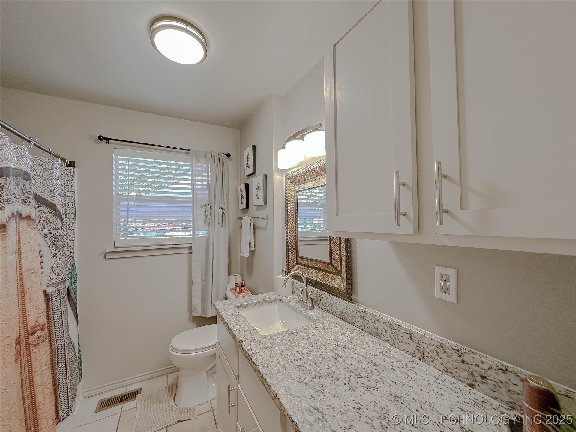 308 N Beaumont Street Property Photo 23