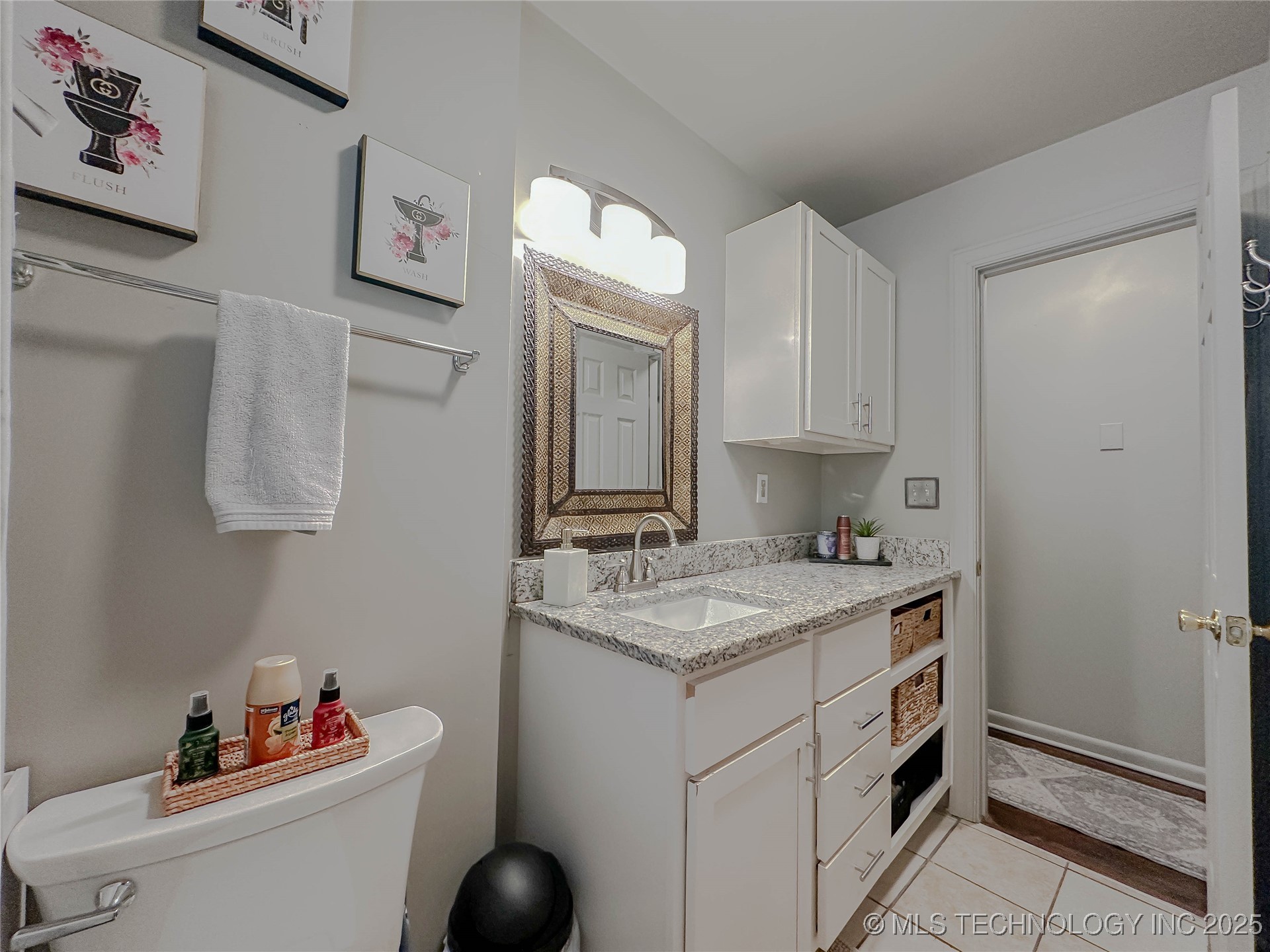 308 N Beaumont Street Property Photo 24