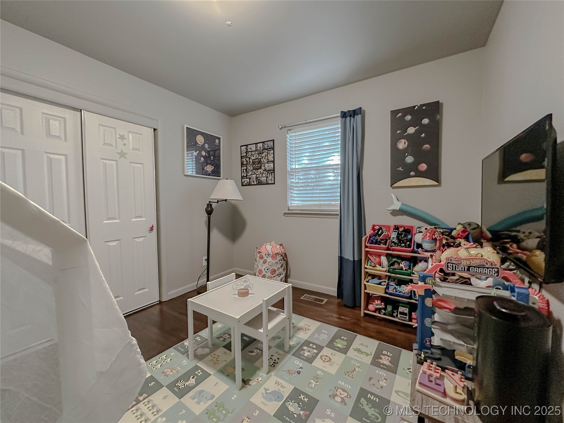 308 N Beaumont Street Property Photo 27