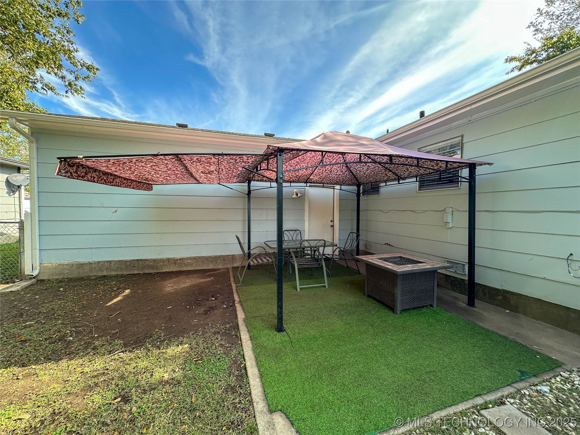 308 N Beaumont Street Property Photo 40