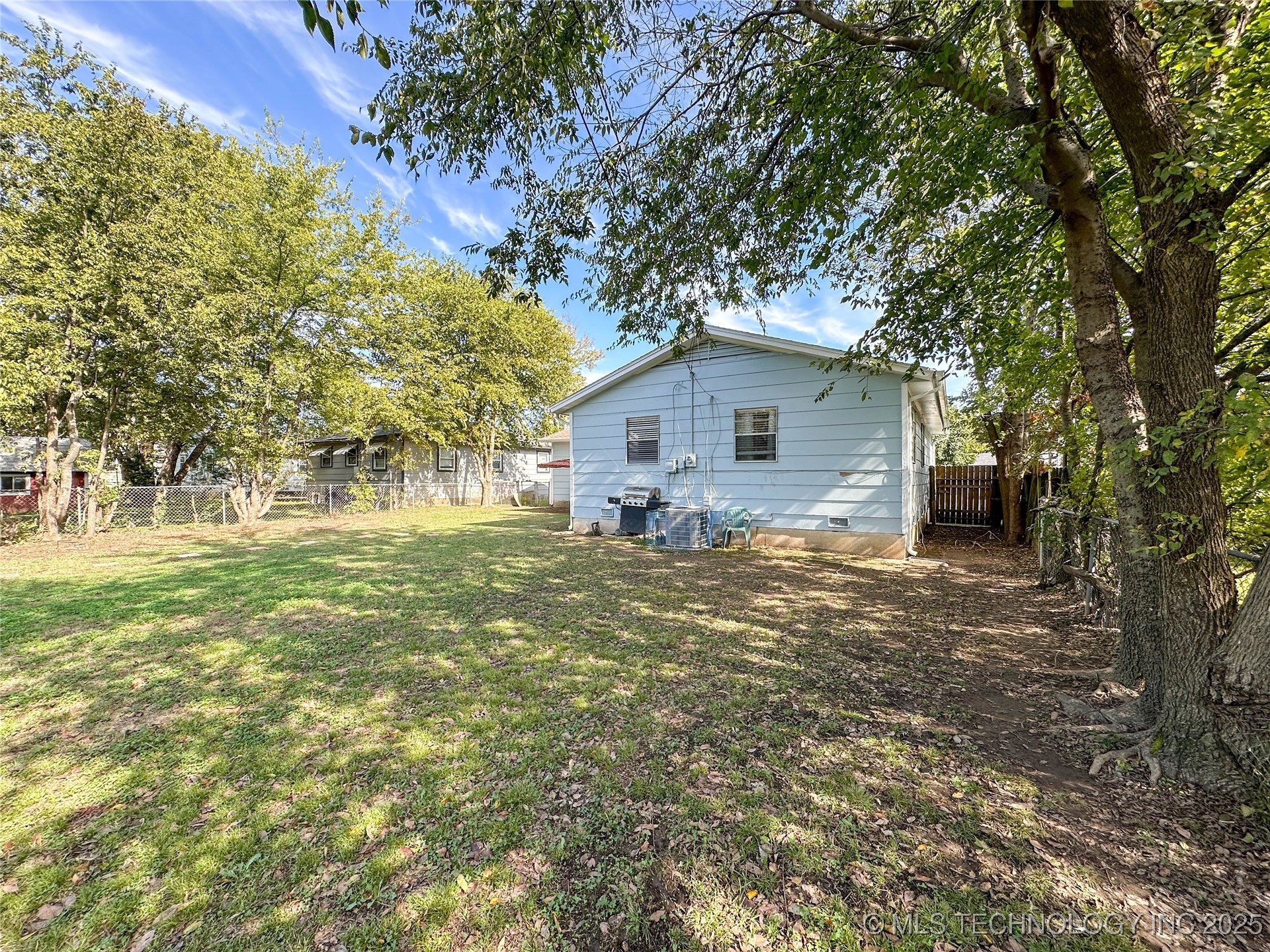 308 N Beaumont Street Property Photo 41