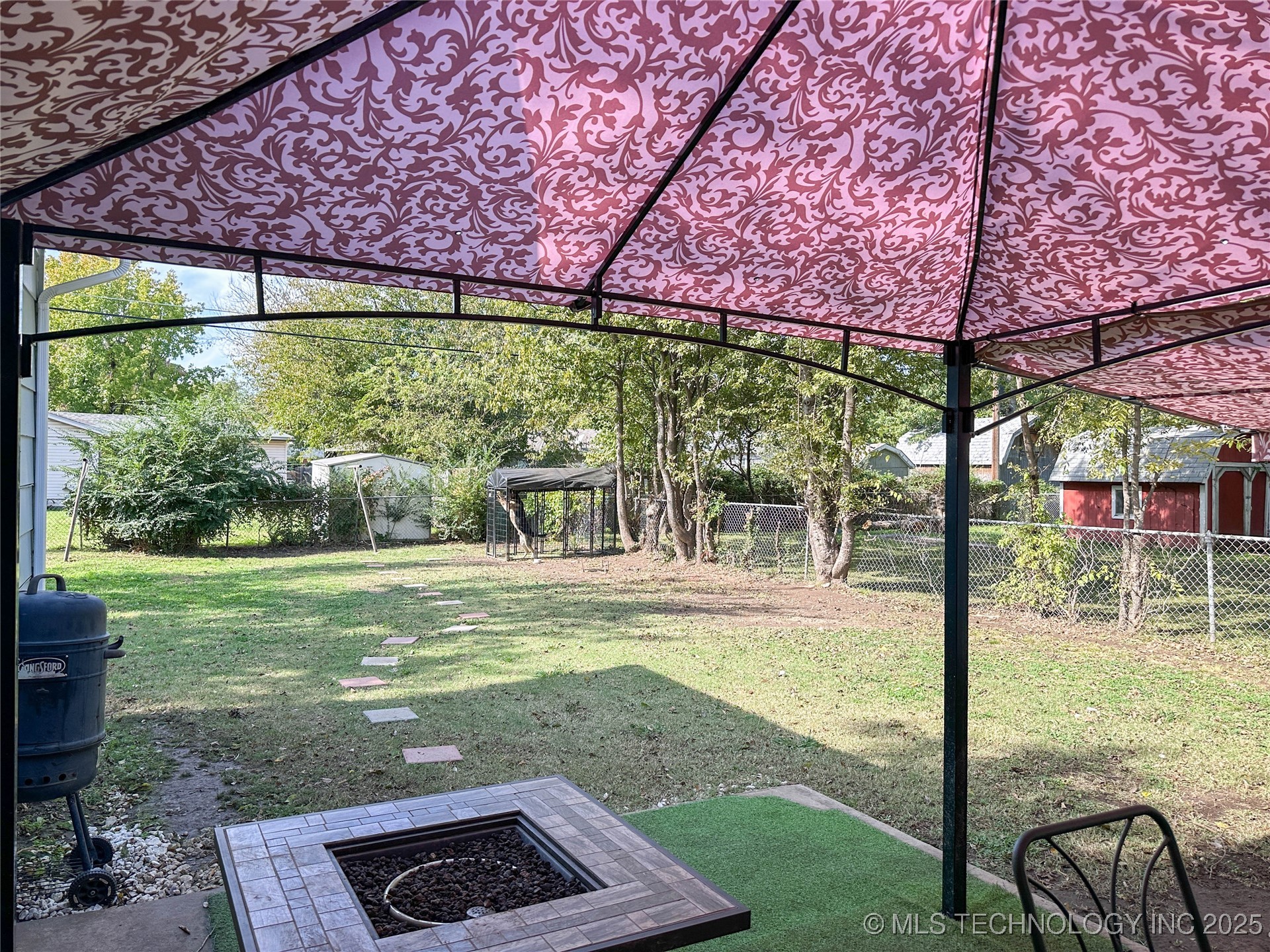 308 N Beaumont Street Property Photo 46