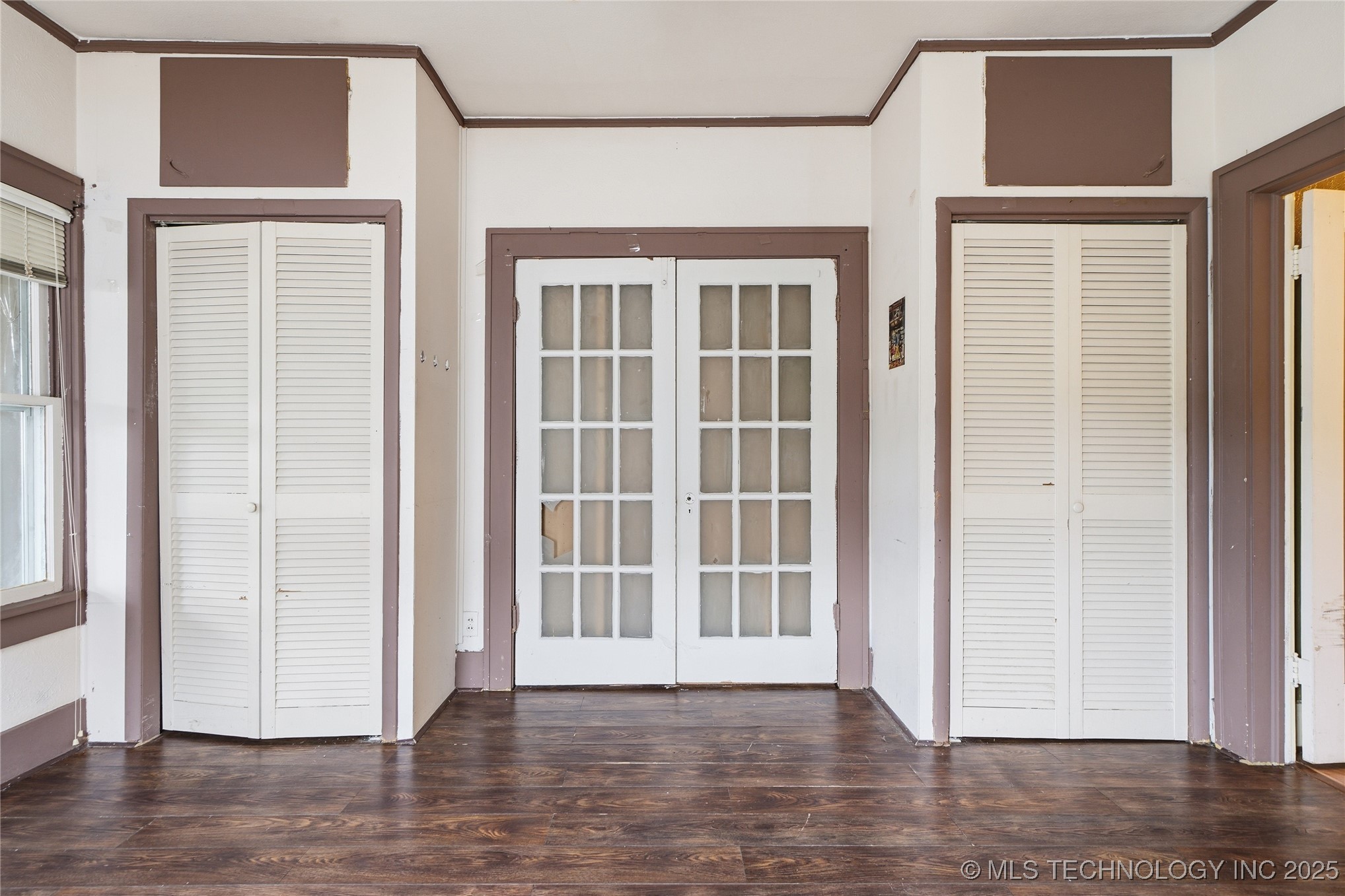 1916 E 14th Street Property Photo 21