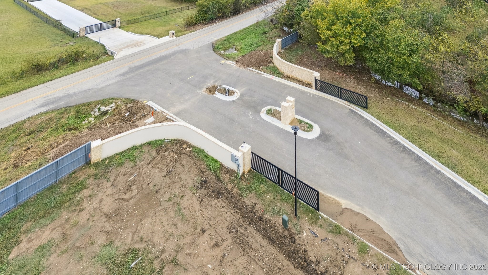 3302 Aspen Ridge Property Photo 1