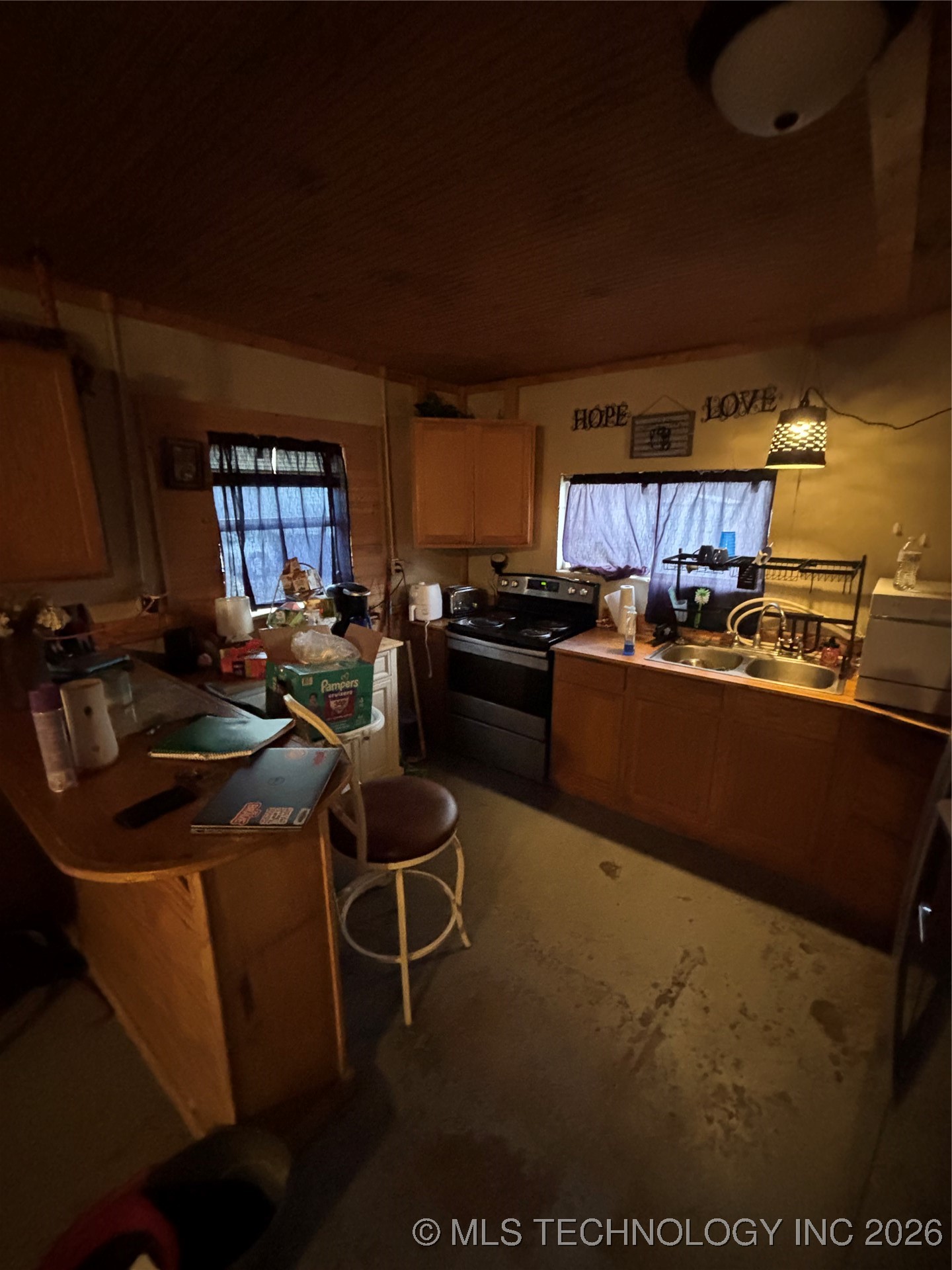 527 Sw 2nd Street Property Photo 6