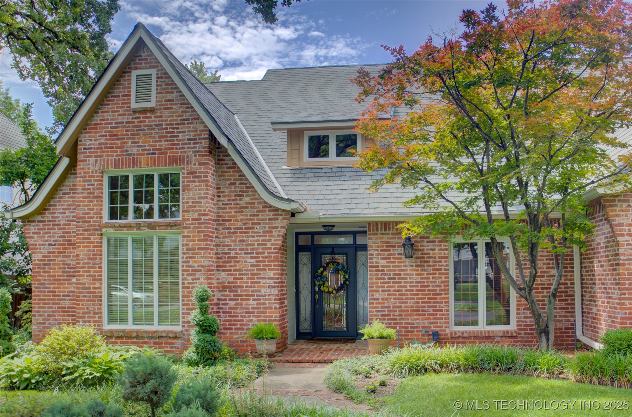 5140 E 107th Place Property Photo 3