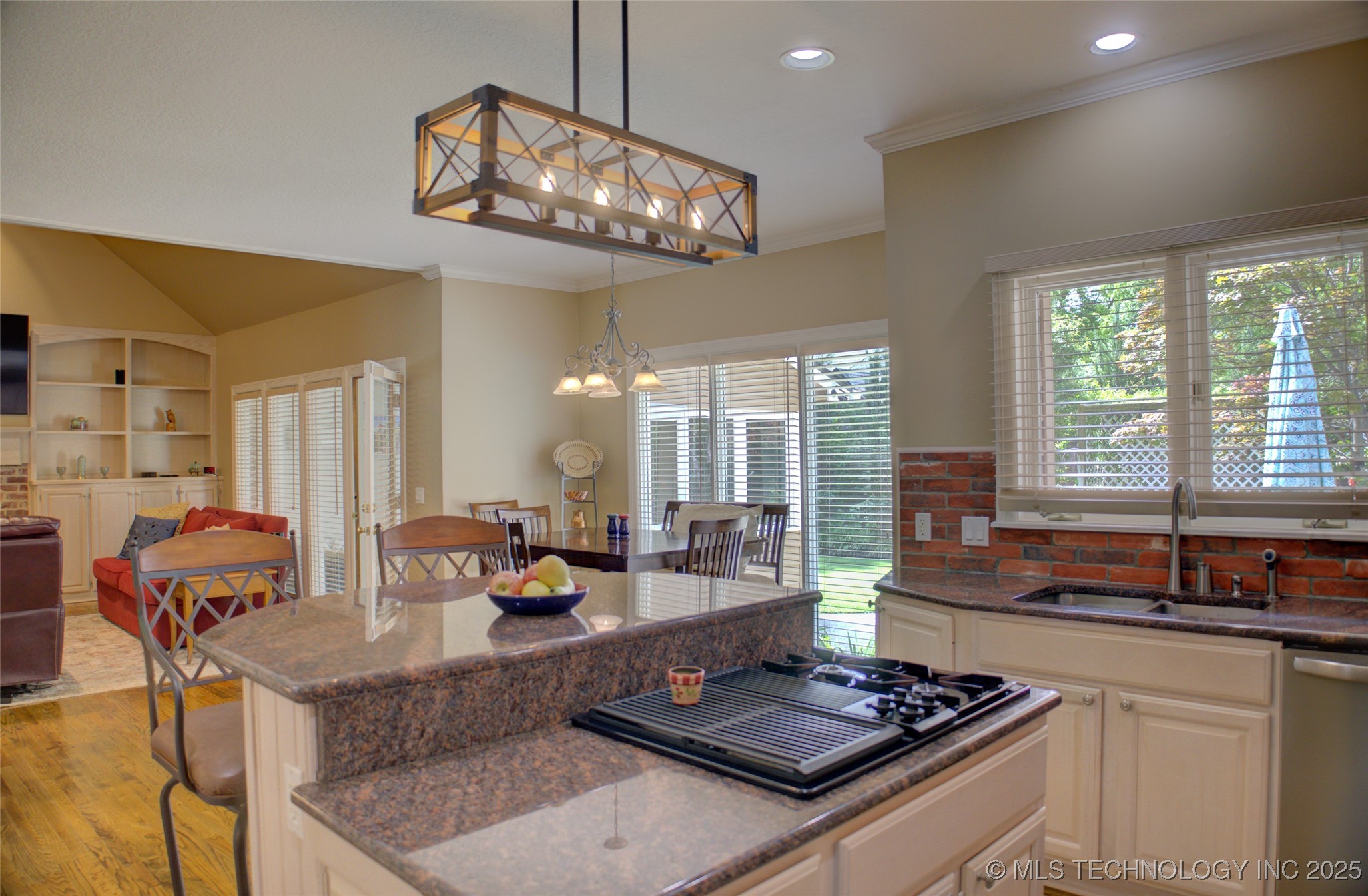 5140 E 107th Place Property Photo 28