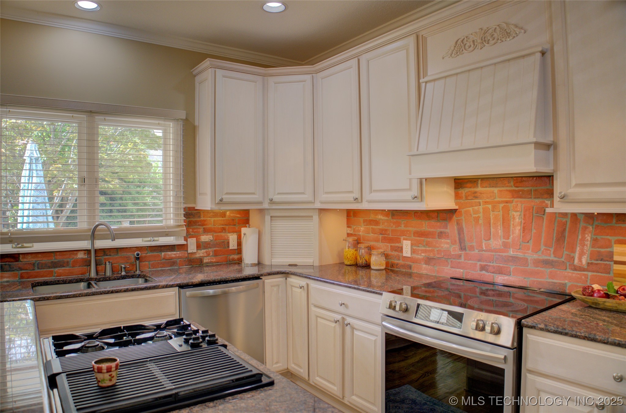 5140 E 107th Place Property Photo 29