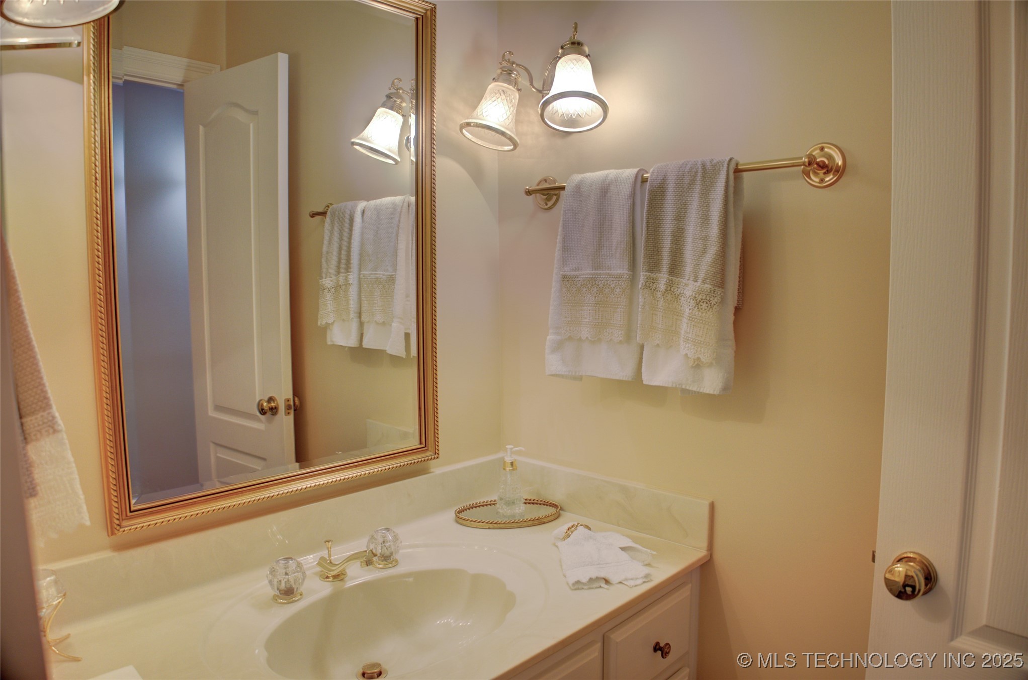 5140 E 107th Place Property Photo 33