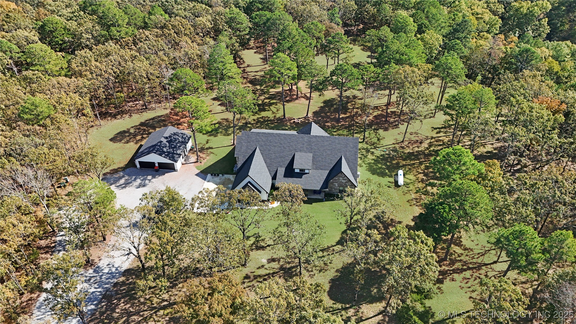 17413 E 626 Road Property Photo 7