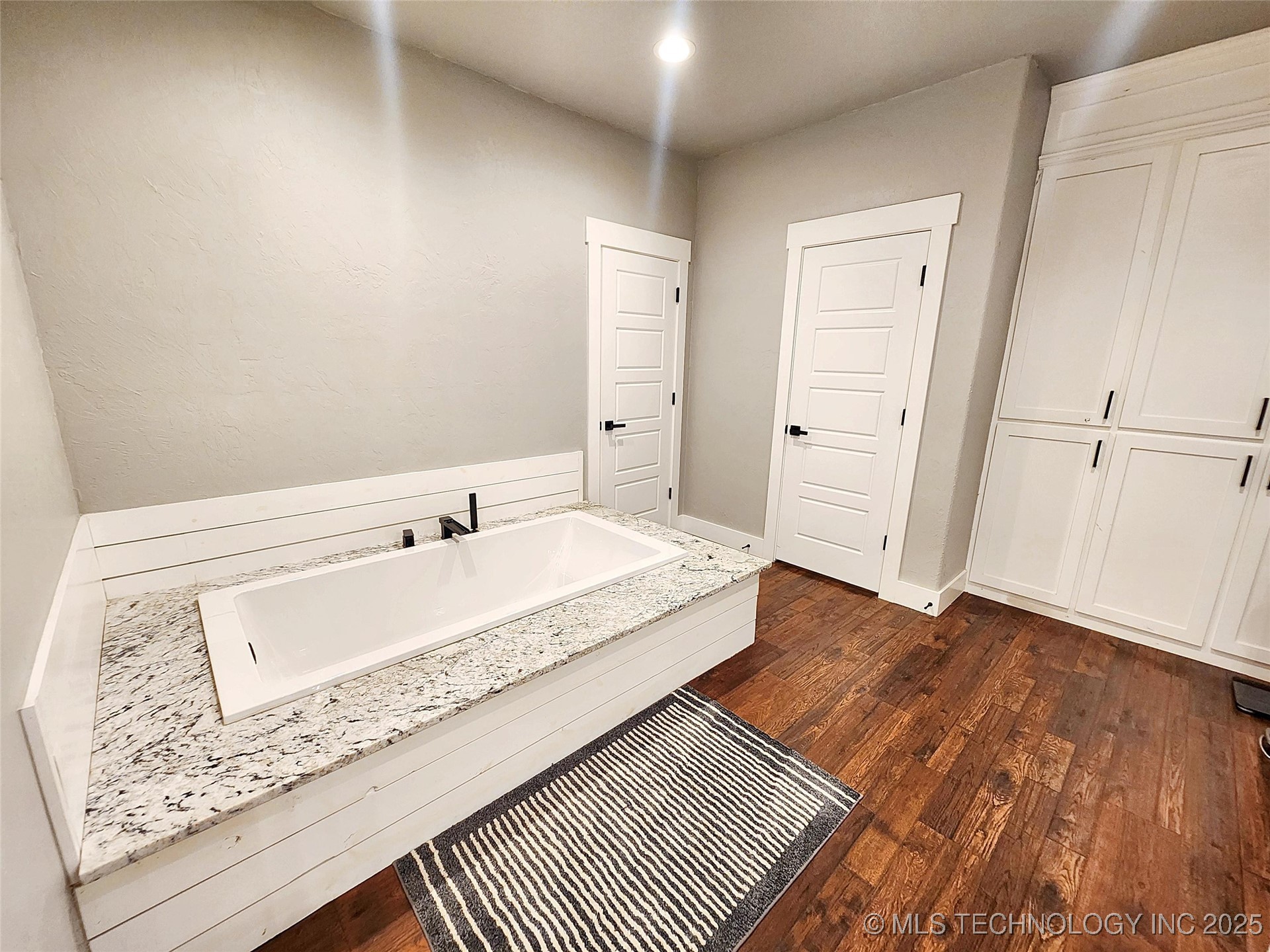 17413 E 626 Road Property Photo 58