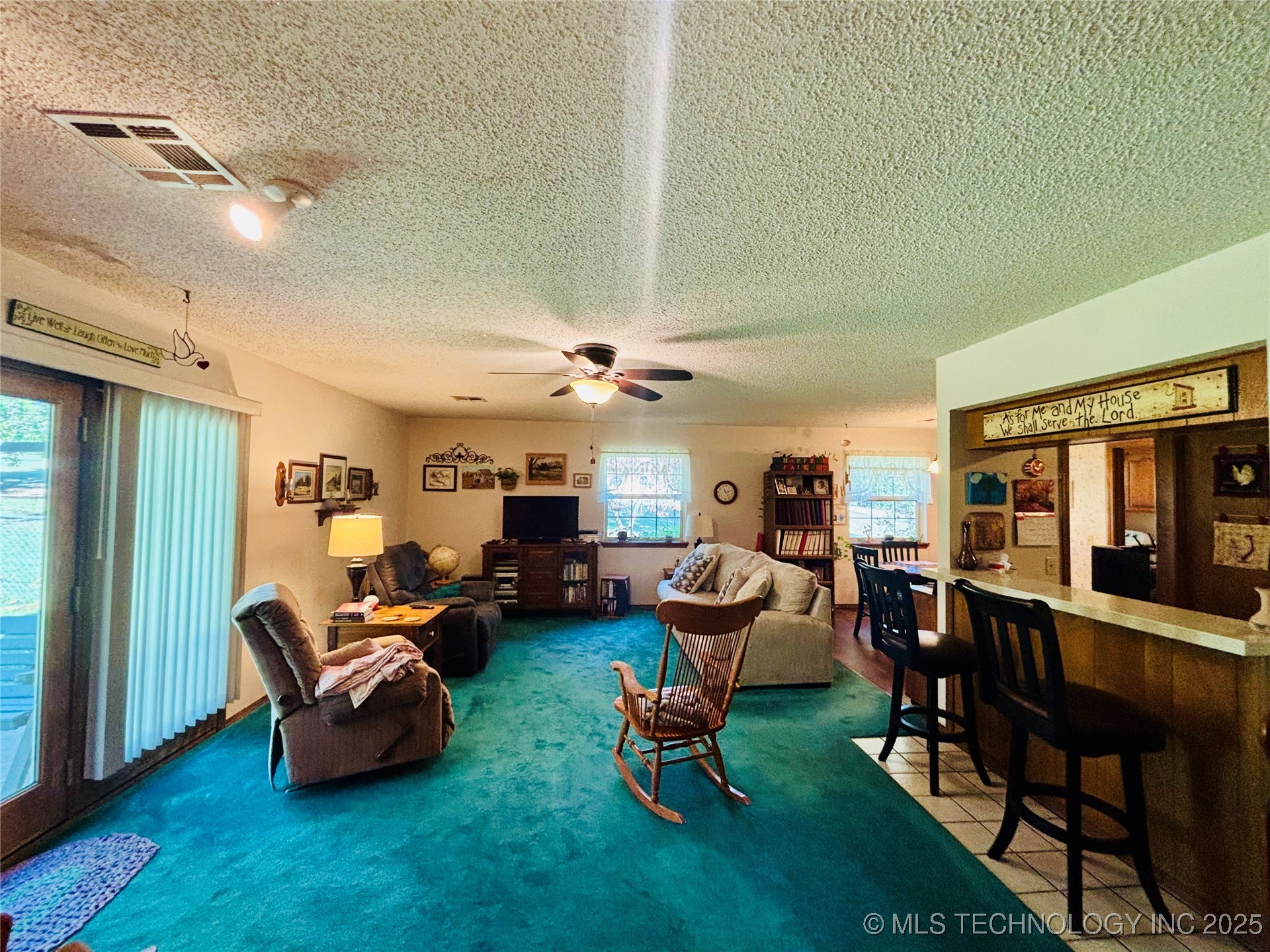 1747 E Mcgill Circle Property Photo 8