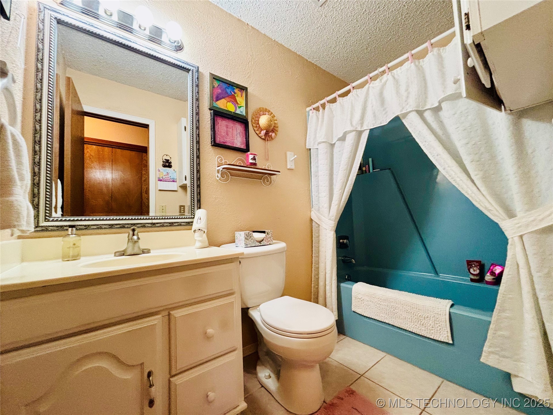 1747 E Mcgill Circle Property Photo 18