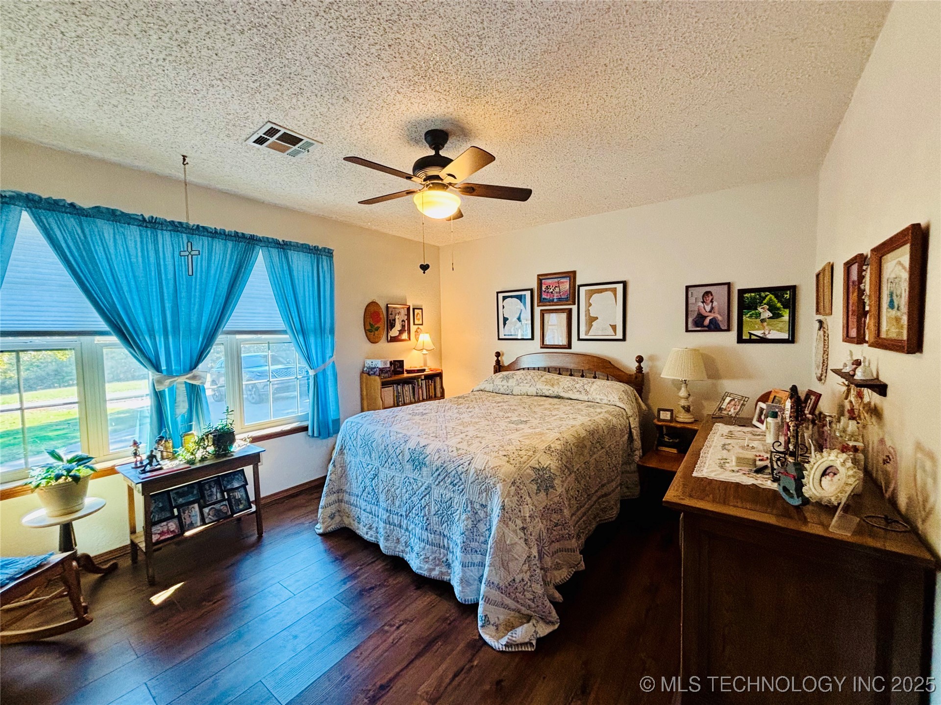 1747 E Mcgill Circle Property Photo 19