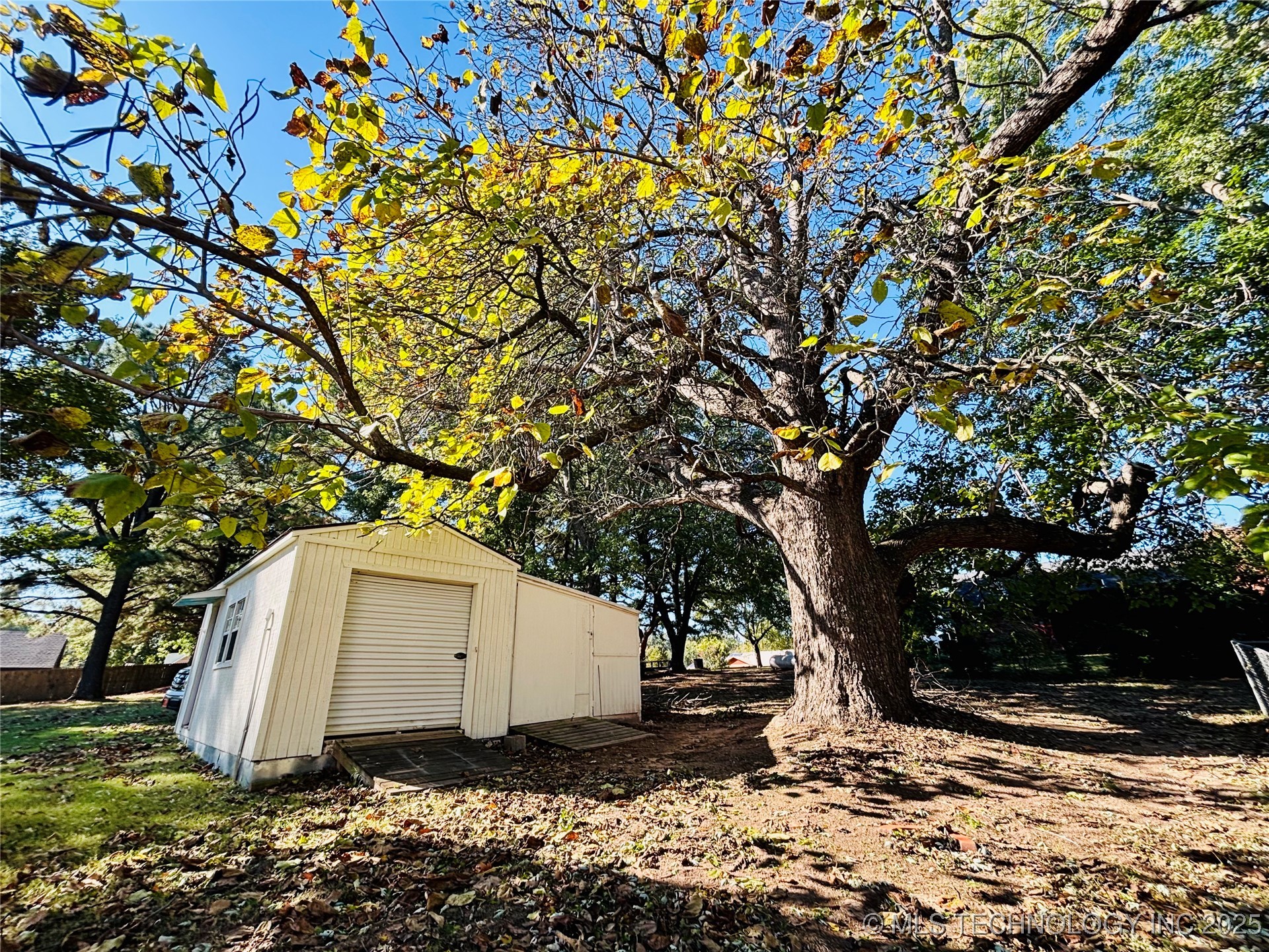 1747 E Mcgill Circle Property Photo 30