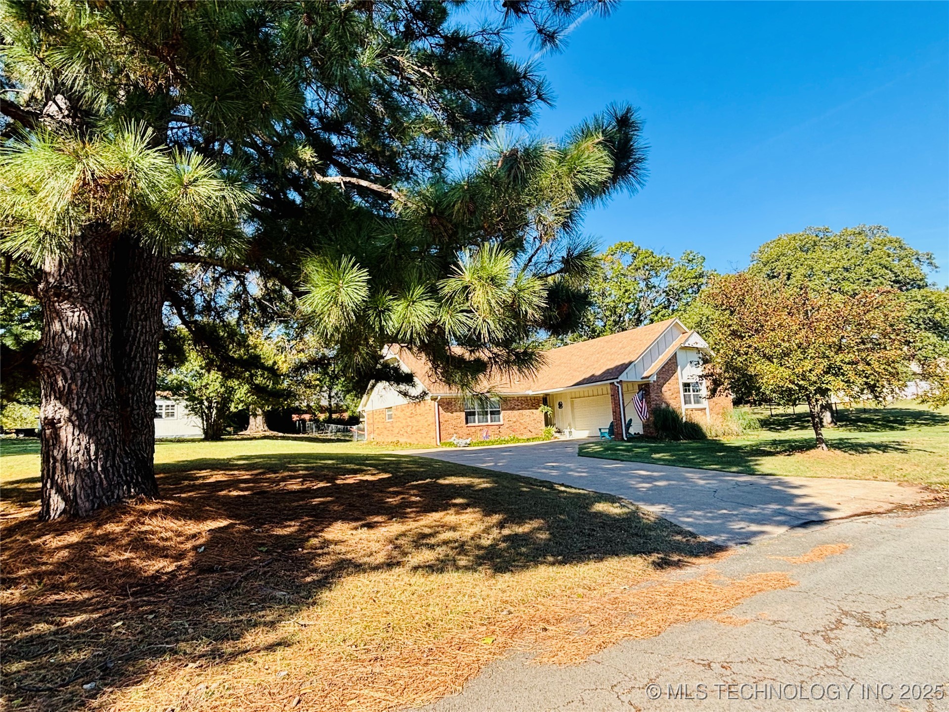 1747 E Mcgill Circle Property Photo 35