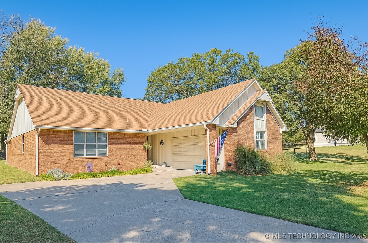 1747 E Mcgill Circle Property Photo 47