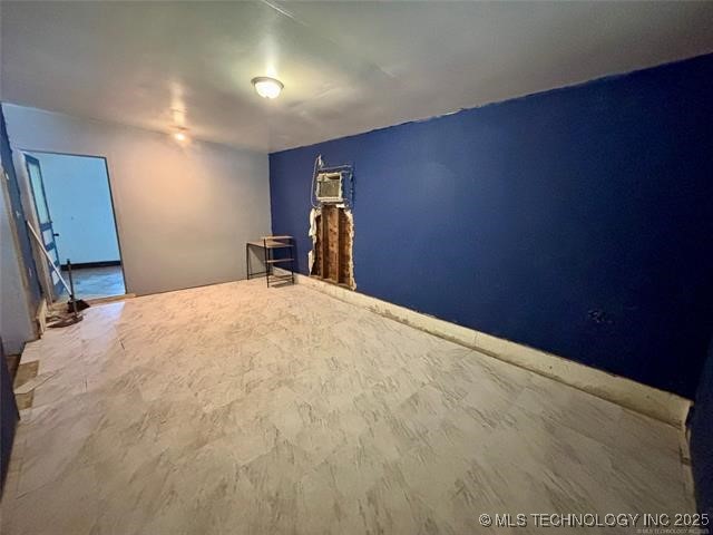 2919 Elgin Street Property Photo 9