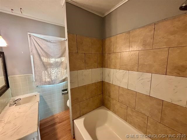 2919 Elgin Street Property Photo 12
