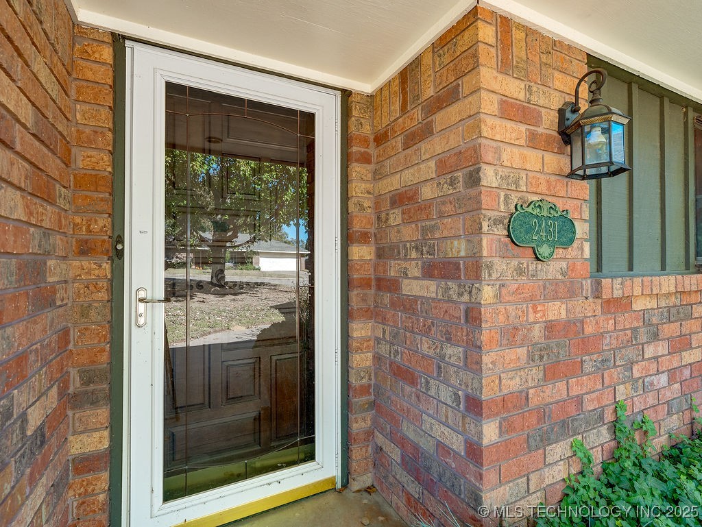 2431 Foliage Property Photo 4