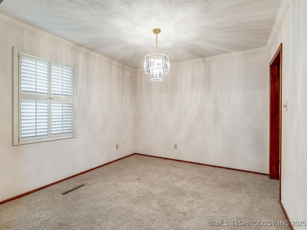 2431 Foliage Property Photo 6