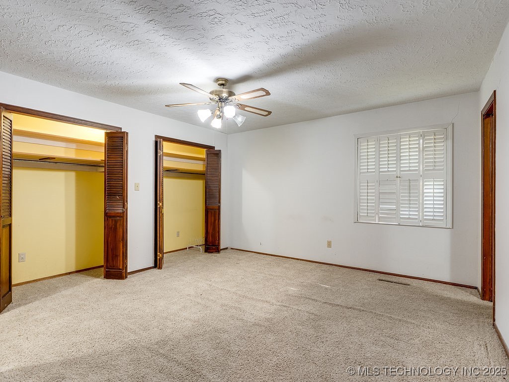 2431 Foliage Property Photo 17