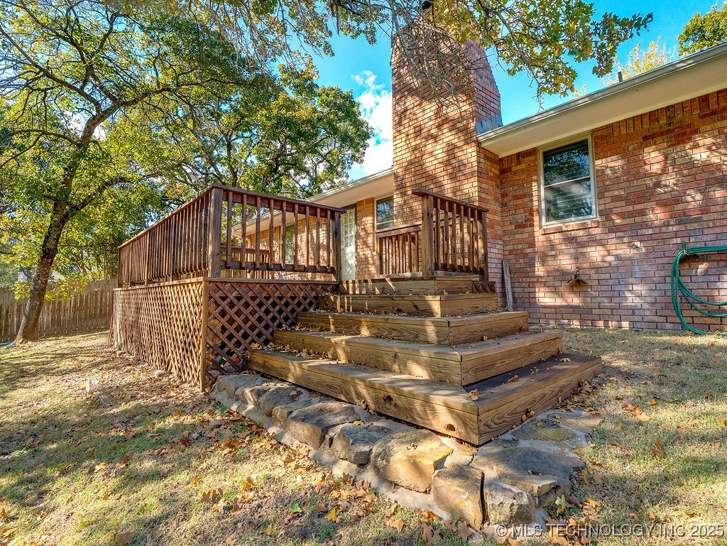 2431 Foliage Property Photo 28