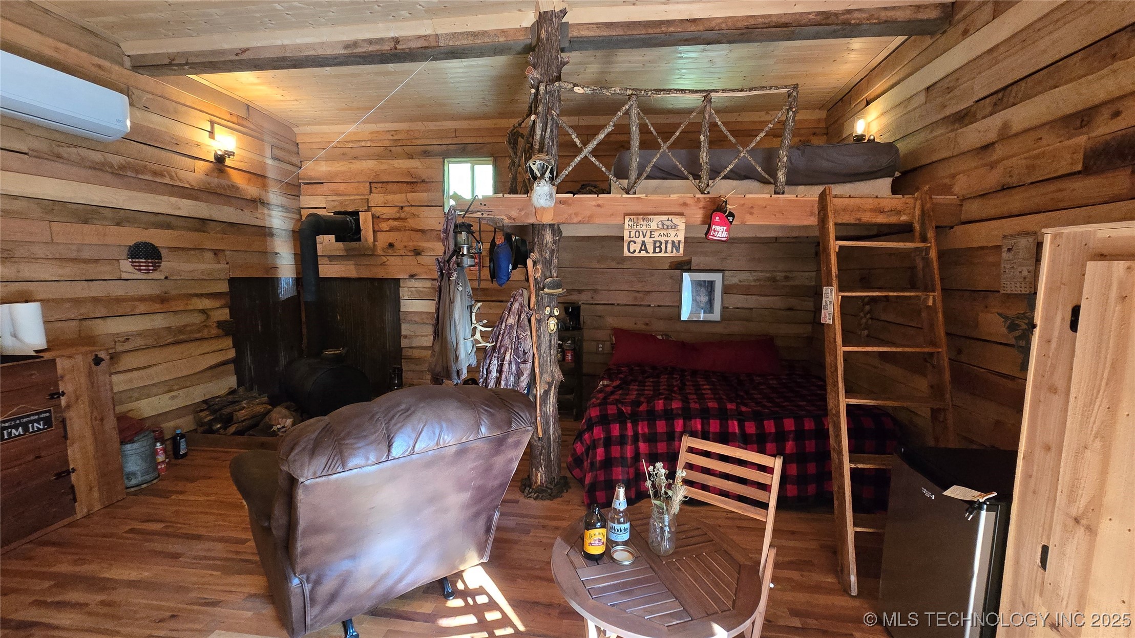 288670 Cemetery Road Property Photo 15
