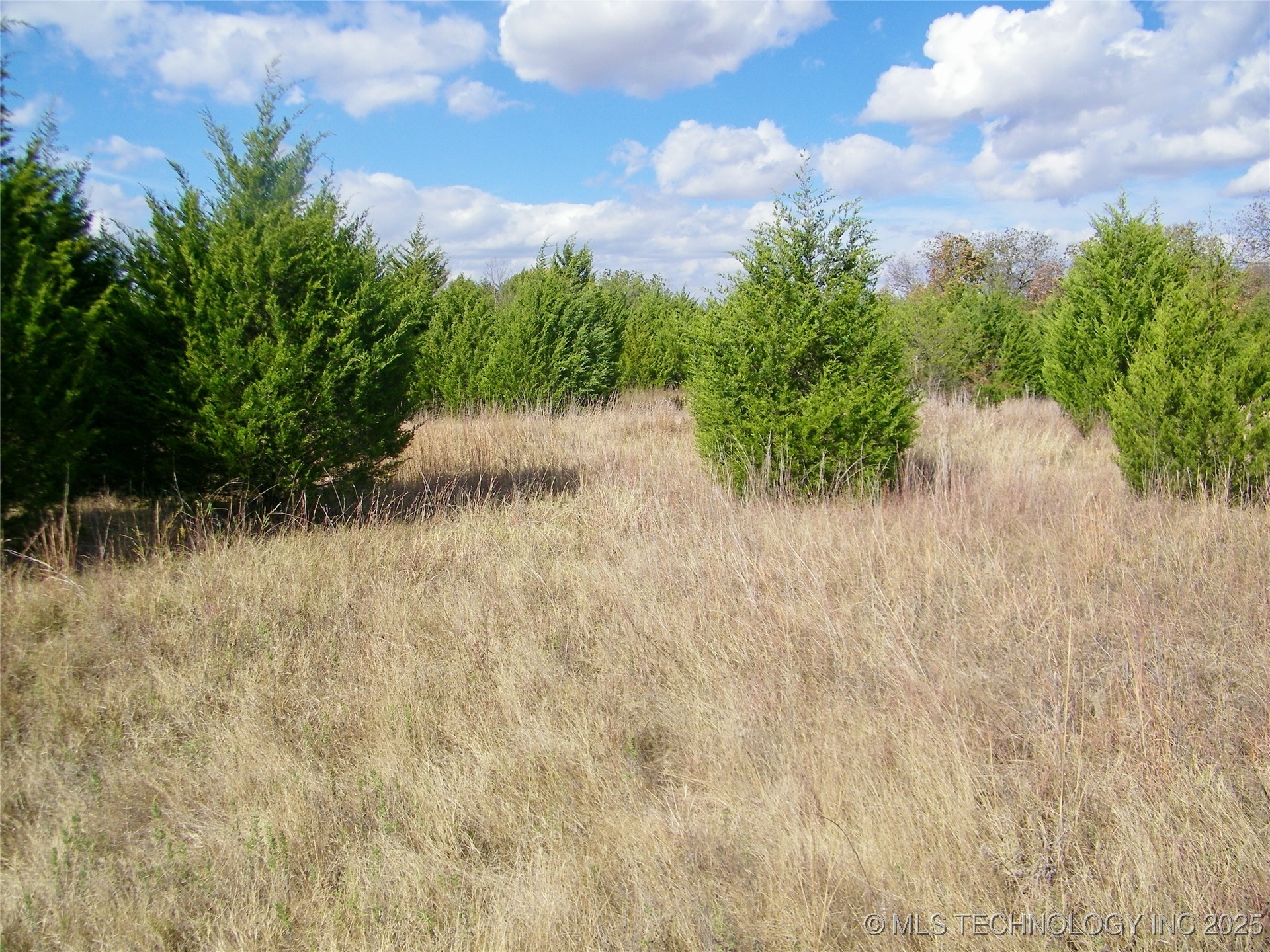 E 1020 Road Property Photo 10