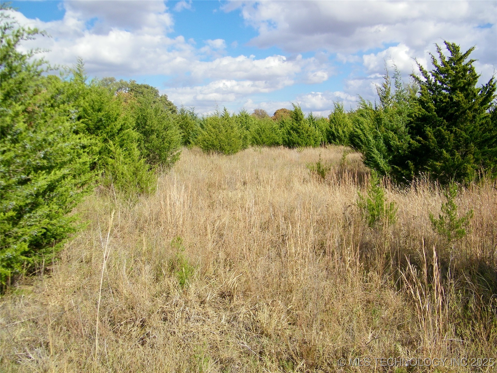 E 1020 Road Property Photo 13