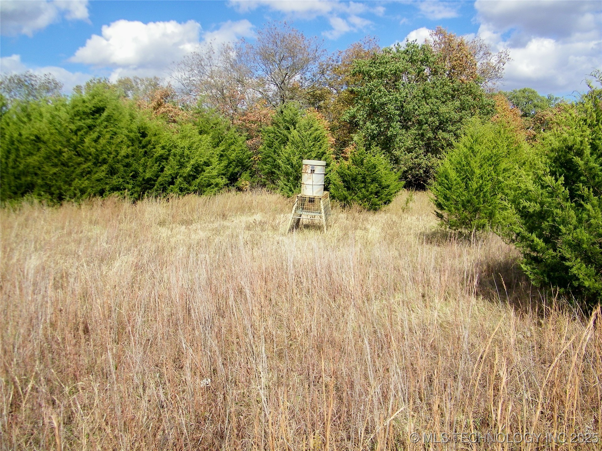 E 1020 Road Property Photo 14