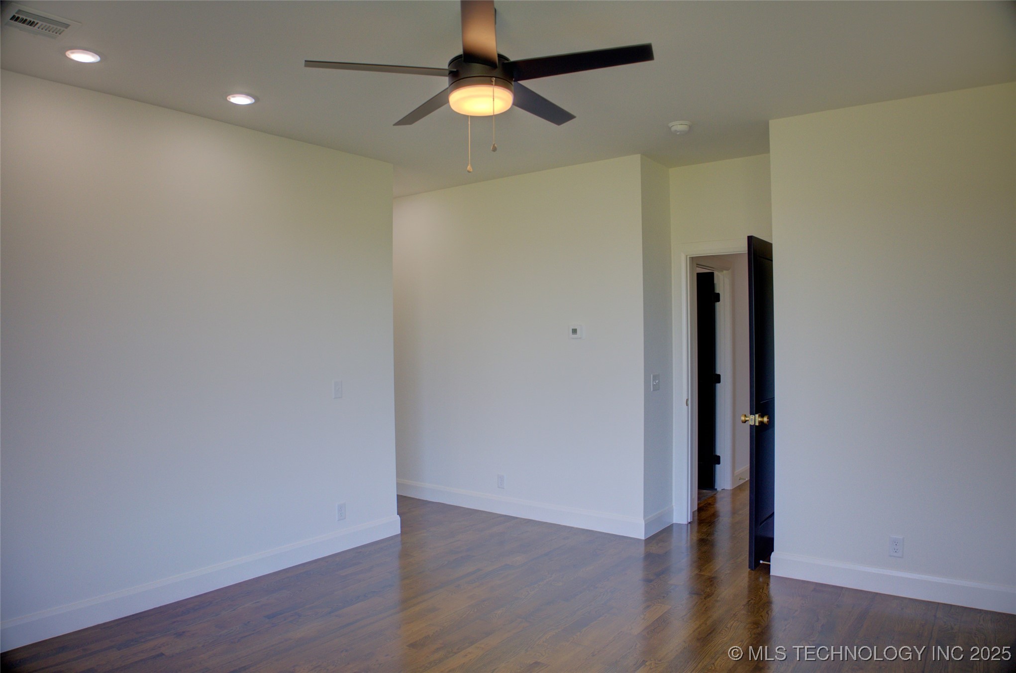 17815 S 42nd East Avenue Property Photo 29