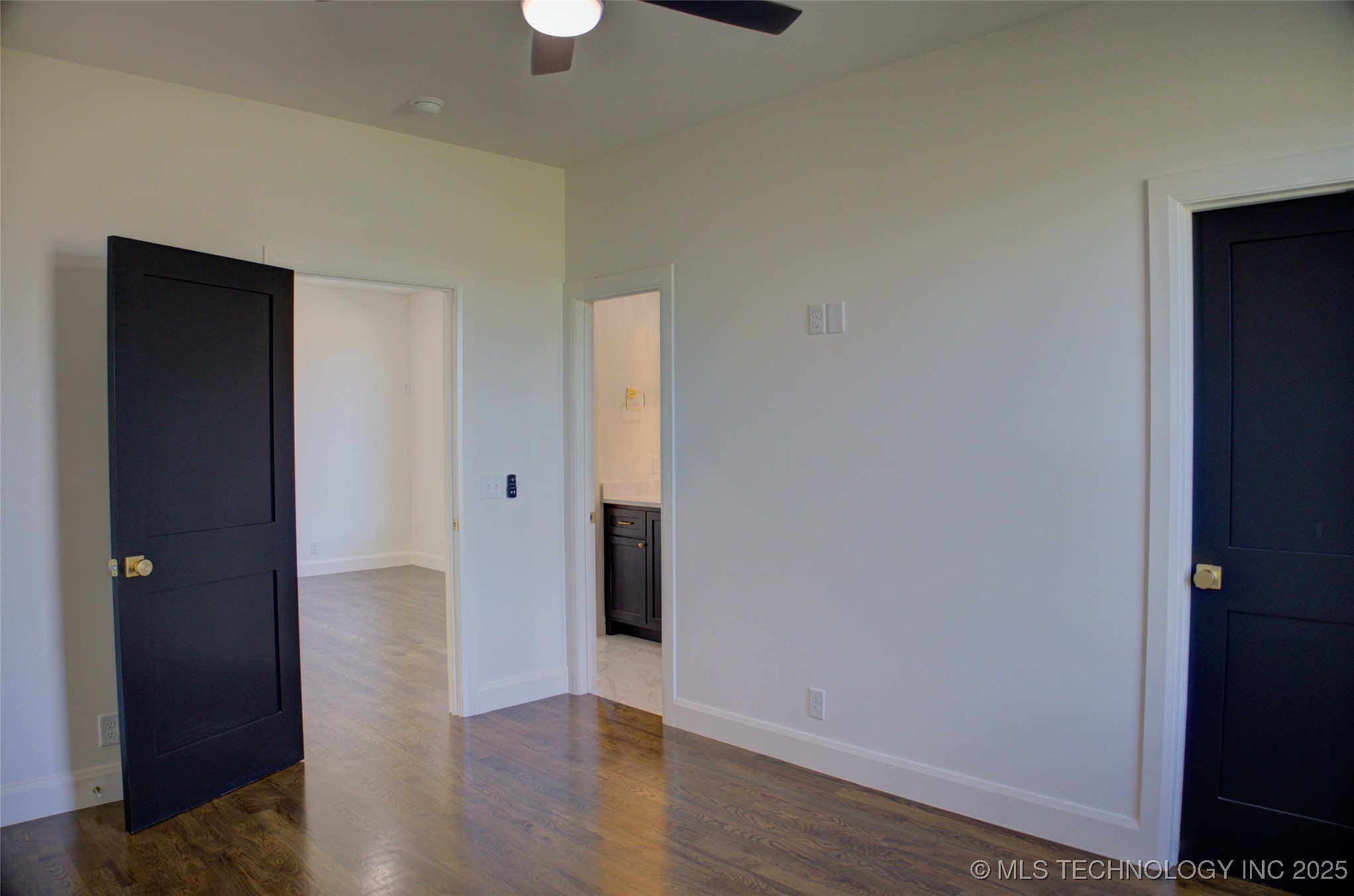 17815 S 42nd East Avenue Property Photo 38