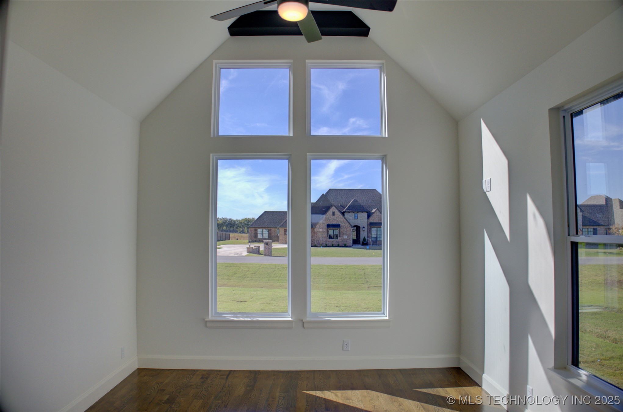 17815 S 42nd East Avenue Property Photo 43