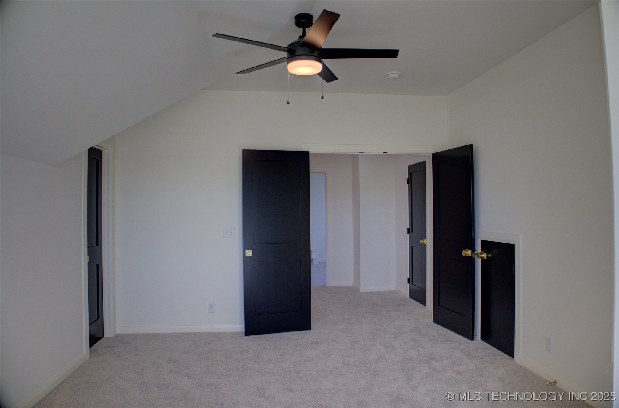 17815 S 42nd East Avenue Property Photo 48