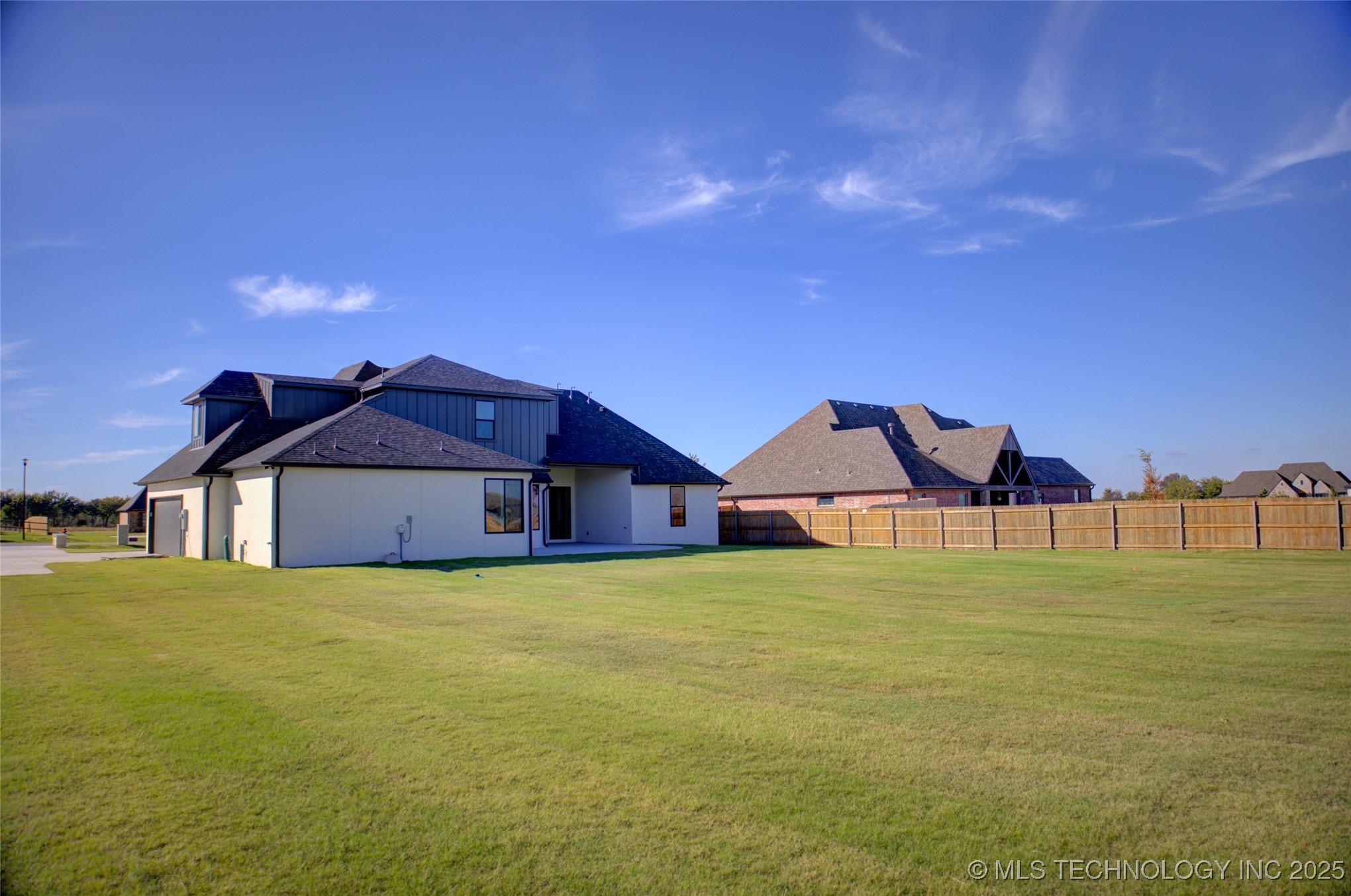 17815 S 42nd East Avenue Property Photo 63