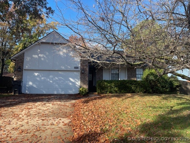 11106 S 108th East Place Property Photo 2