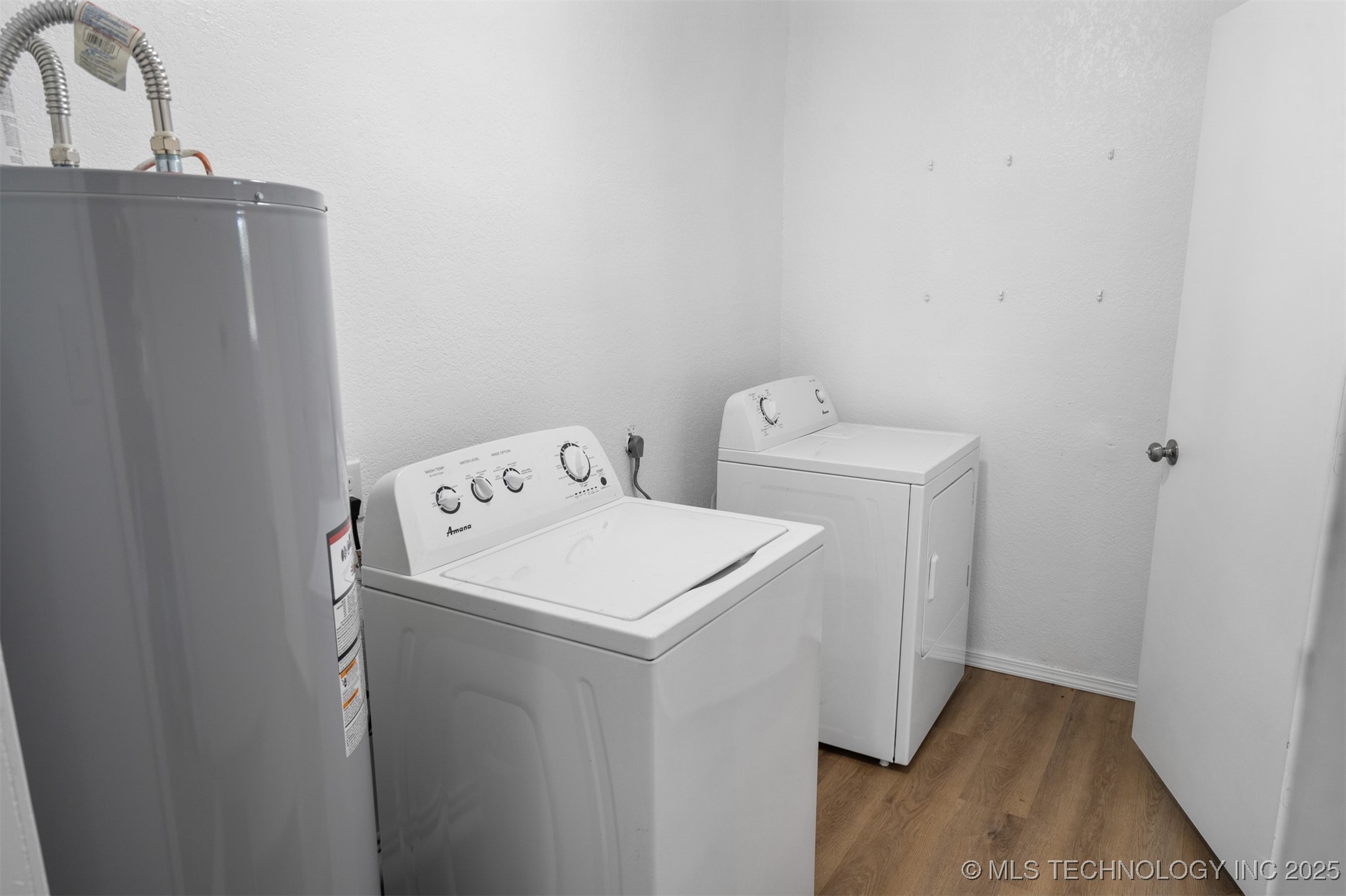 516 S Cherokee Street Property Photo 7