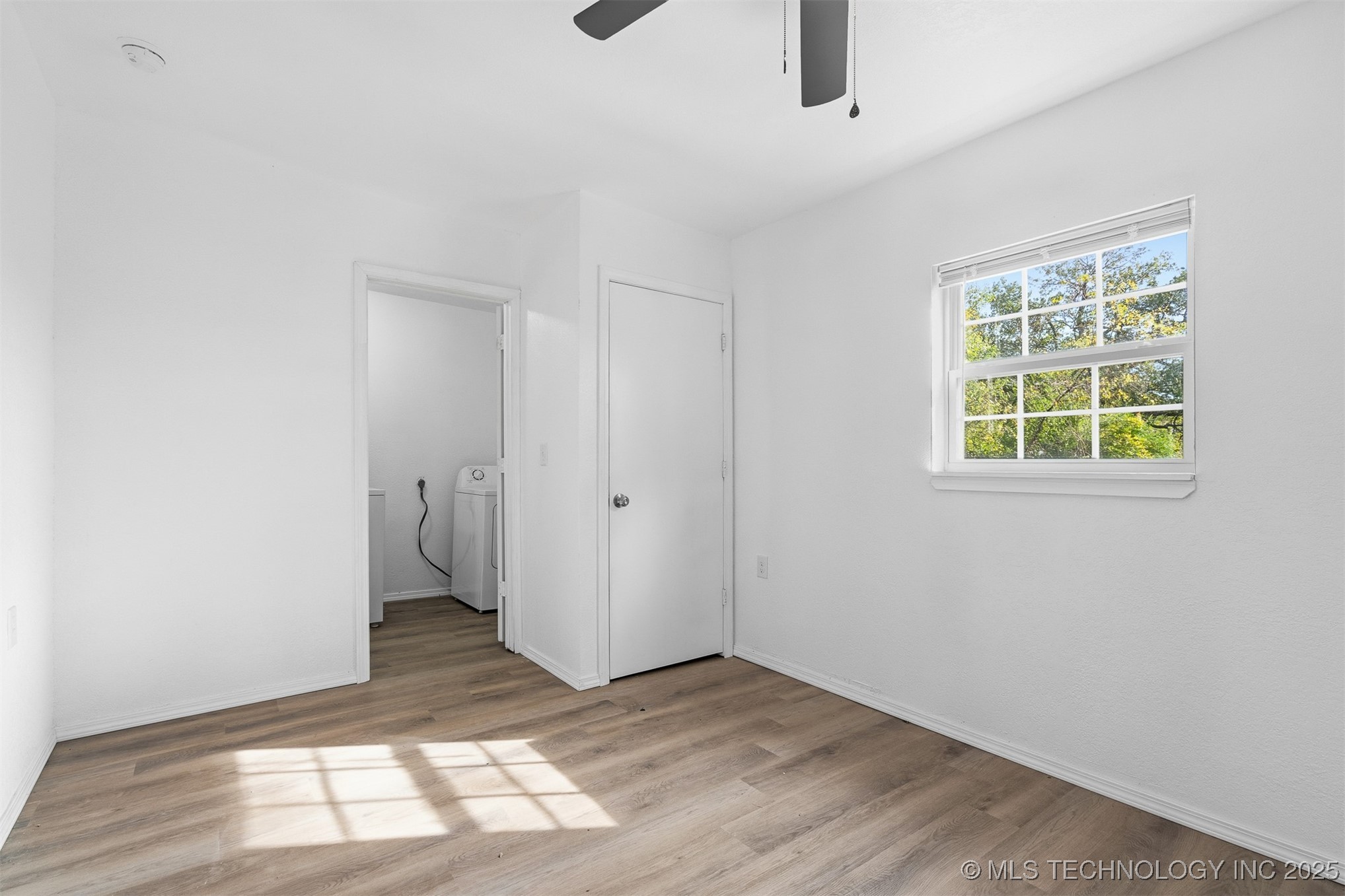 516 S Cherokee Street Property Photo 8