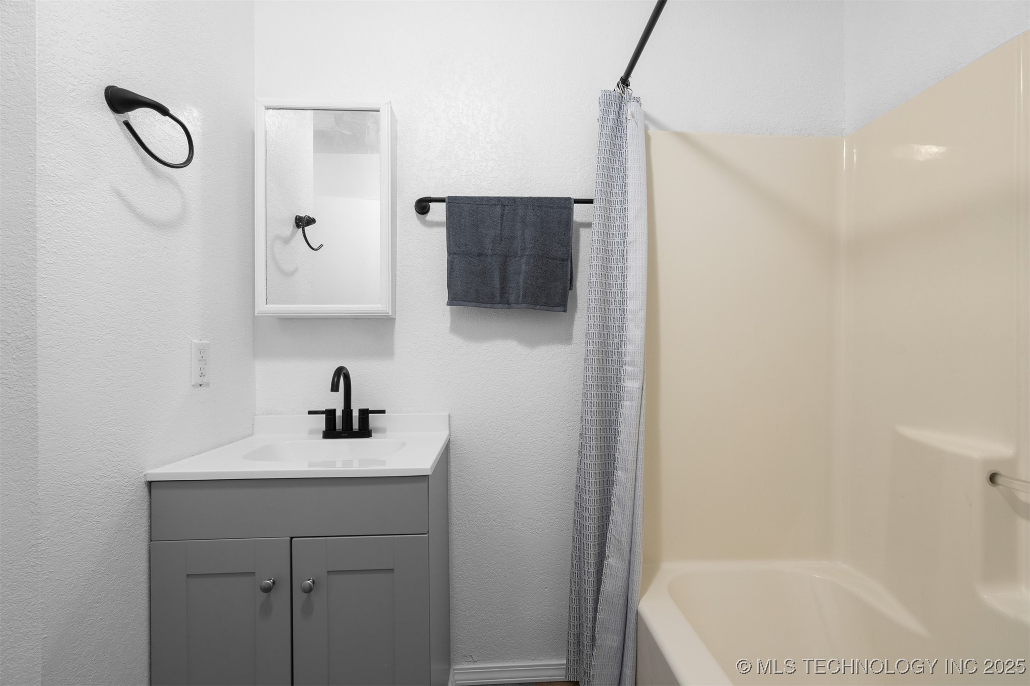 516 S Cherokee Street Property Photo 11