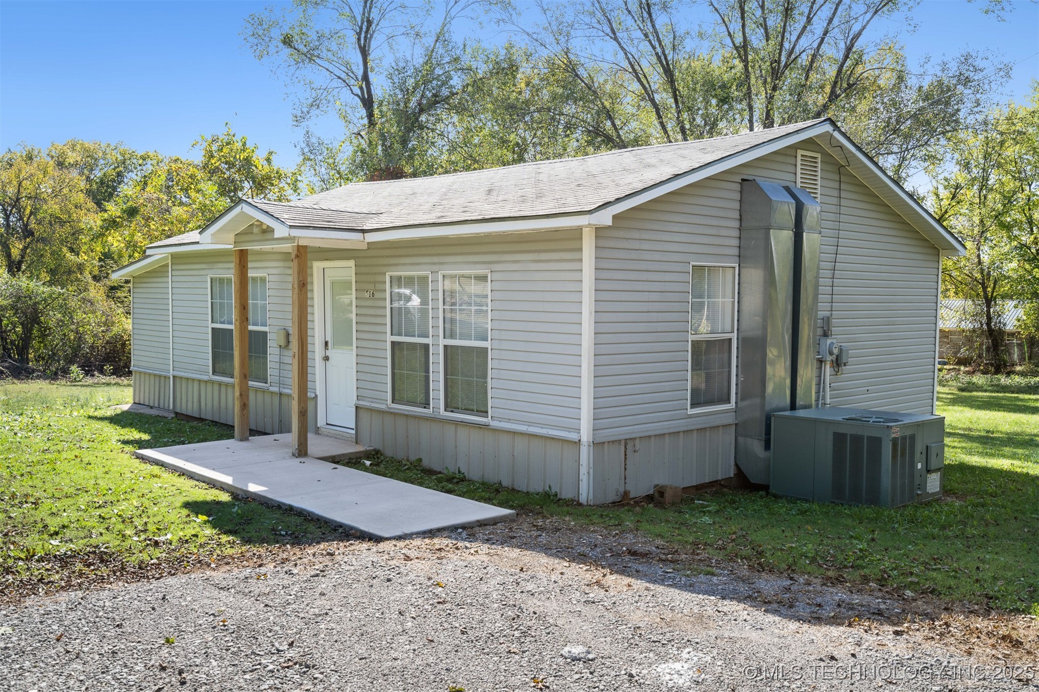 516 S Cherokee Street Property Photo 14