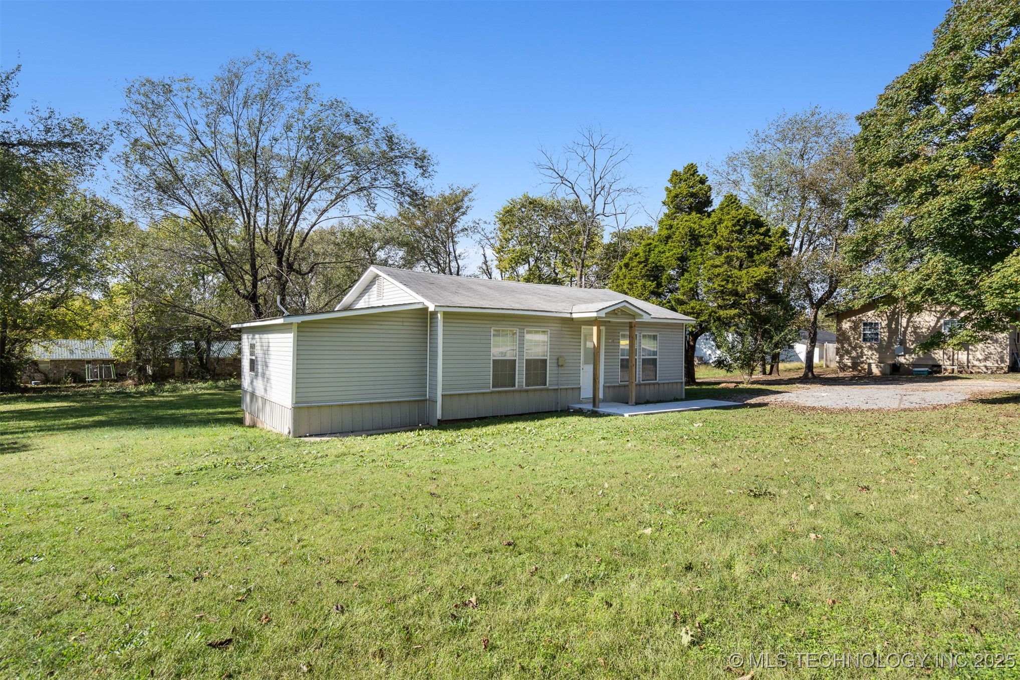 516 S Cherokee Street Property Photo 16