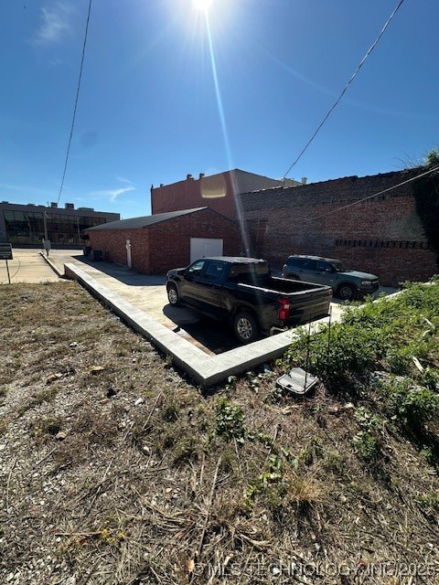 106 N Broadway Property Photo 3