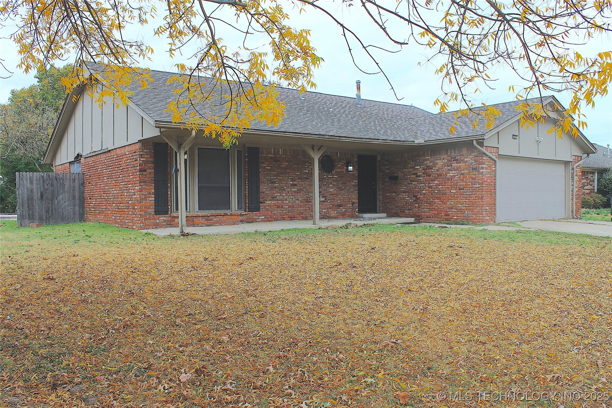 3852 S 98th East Avenue Property Photo 1