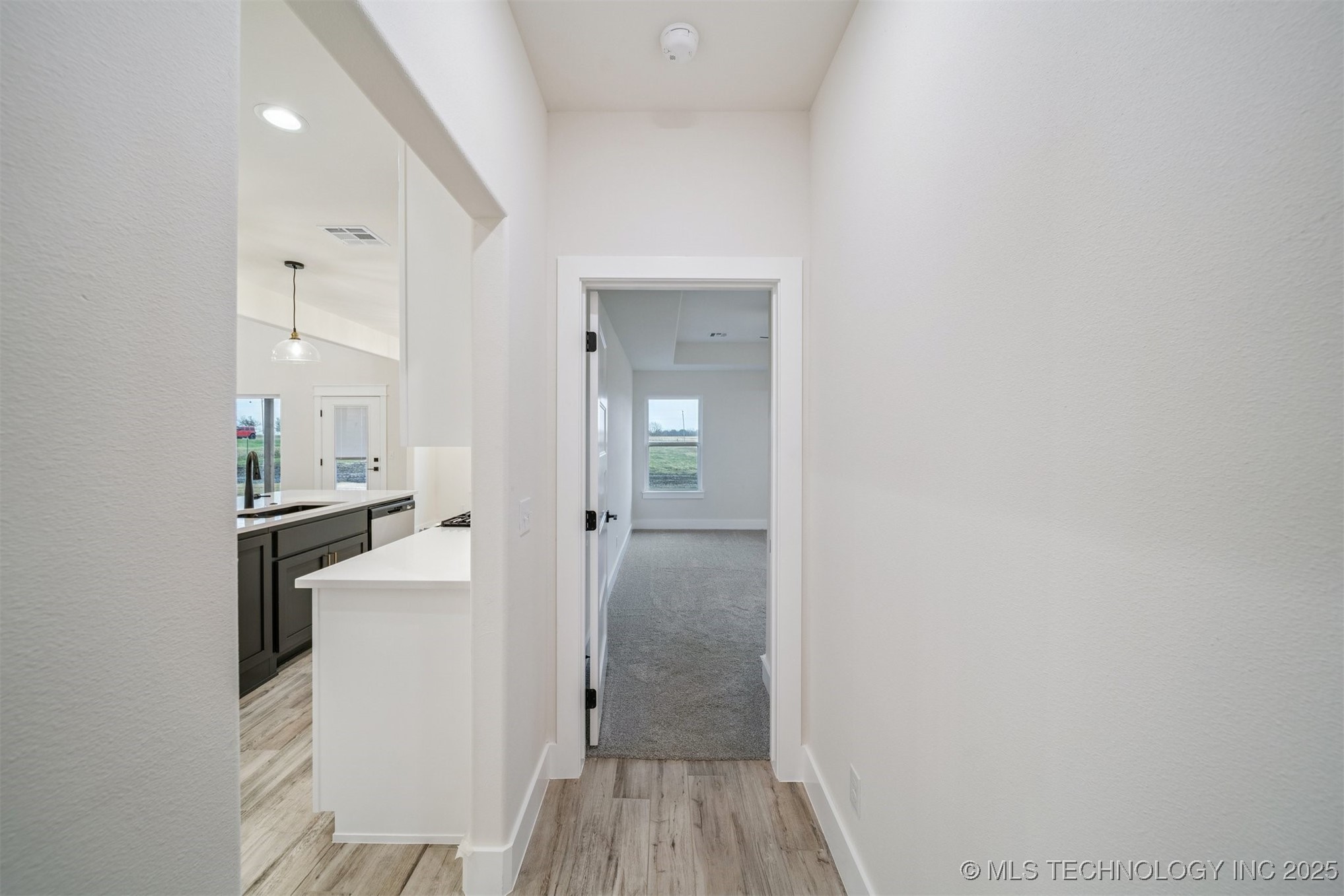 10860 E 450 Road Property Photo 10