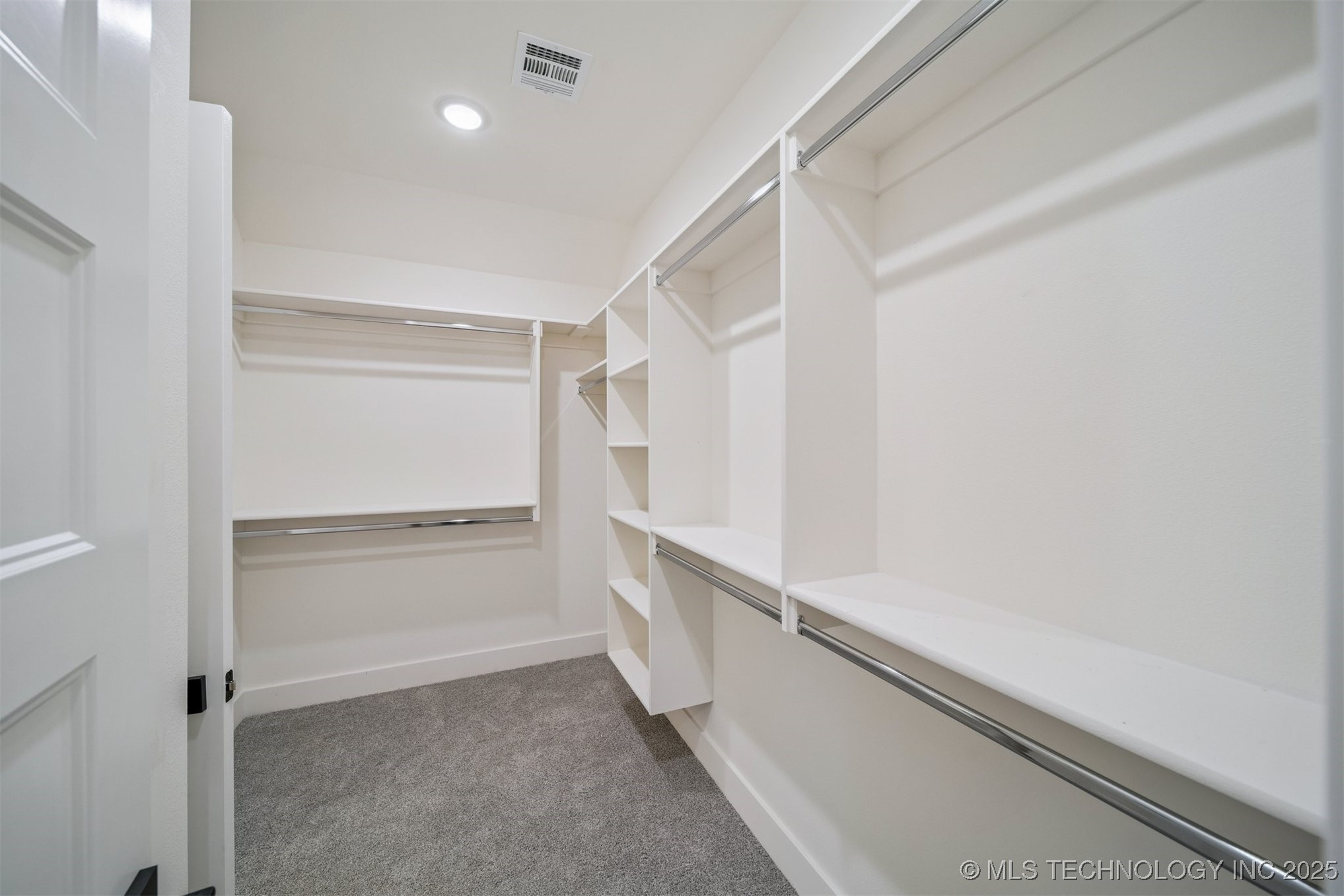 10860 E 450 Road Property Photo 15