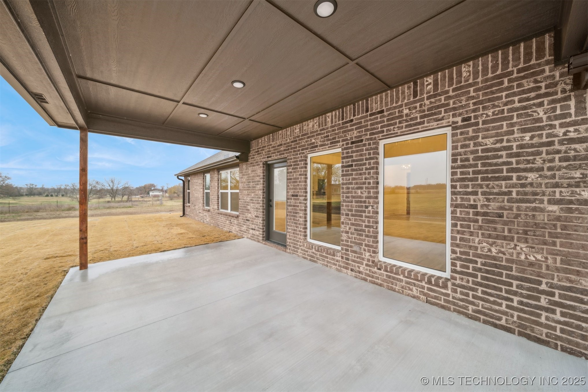 10860 E 450 Road Property Photo 22