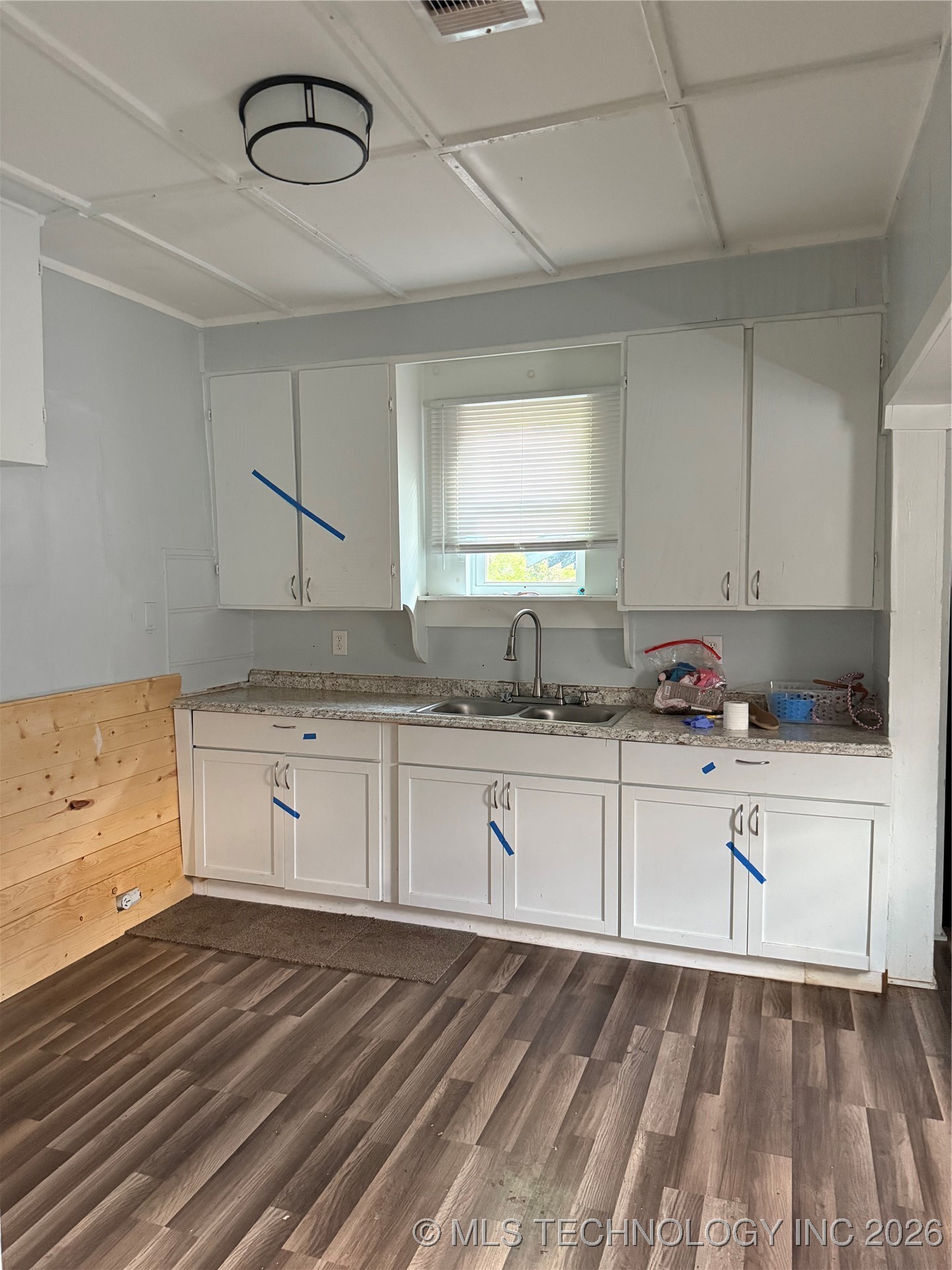 2111 Elgin Street Property Photo 5